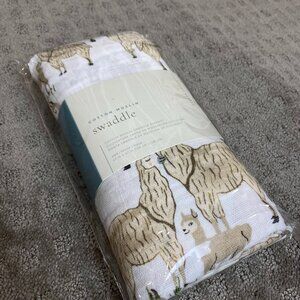 NWT Cotton Muslin Swaddle Blanket Llama Llama